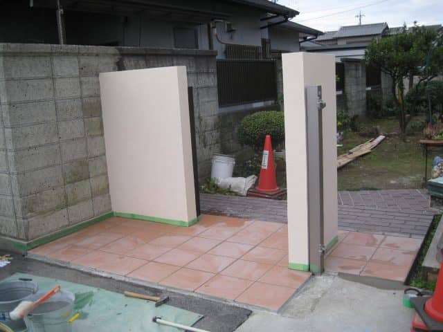 ０７